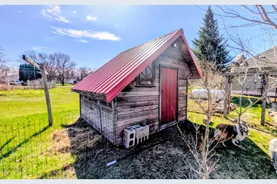 140 4th Street NE, McIntosh, MN 56556 - Photo 2