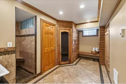 416 Laurel Avenue, Saint Paul, MN 55102 - Photo 68