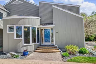 75 Prairiewood Dr S, Fargo,  58103 - Photo 2