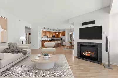 500 E Grant Street #1402, Minneapolis, MN 55404 - Photo 2