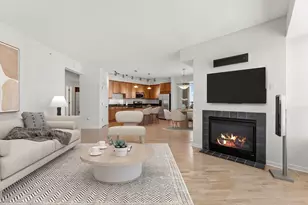 500 E Grant St, Minneapolis, MN 55404 - Photo 2