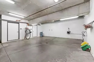 500 E Grant St, Minneapolis, MN 55404 - Photo 34