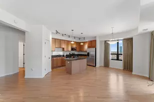 500 E Grant St, Minneapolis, MN 55404 - Photo 6