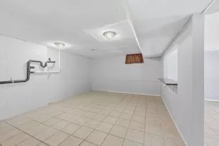 71 B St, Saint Paul, MN 55106 - Photo 34