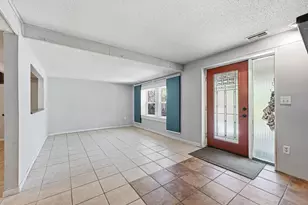 71 B St, Saint Paul, MN 55106 - Photo 46