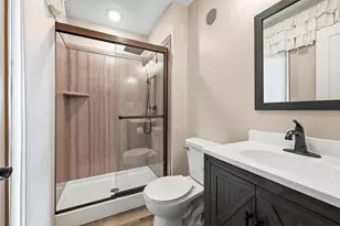 71 B St, Saint Paul, MN 55106 - Photo 18