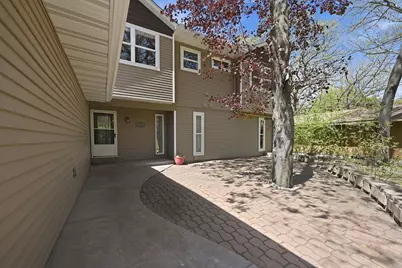 71 B Street, Saint Paul, MN 55106 - Photo 4