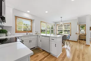 8655 Shepherd Way, Eden Prairie, MN 55347 - Photo 12