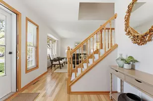 8655 Shepherd Way, Eden Prairie, MN 55347 - Photo 4