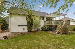 2516 Colleen Ln NE, Rochester, MN 55906 - Photo 4