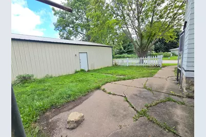 140 W Main Street, Lewiston, MN 55952 - Photo 28