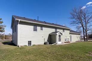 501 Lake Ave NE, Bemidji, MN 56601 - Photo 4