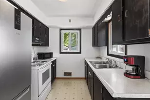 2519 3rd Ave E, North Saint Paul, MN 55109 - Photo 8