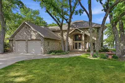 1703 S Le Homme Dieu Drive NE, Alexandria, MN 56308 - Photo 1