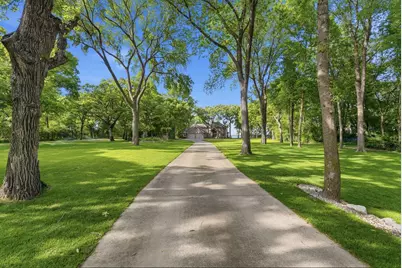 1703 S Le Homme Dieu Drive NE, Alexandria, MN 56308 - Photo 4