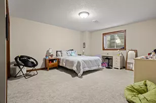 1363 Highpointe Dr N, Fargo, ND 58102 - Photo 32
