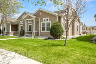 1363 Highpointe Dr N, Fargo, ND 58102 - Photo 46
