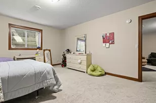 1363 Highpointe Dr N, Fargo, ND 58102 - Photo 34