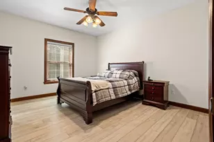 1363 Highpointe Dr N, Fargo, ND 58102 - Photo 16