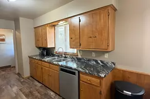 610 W Elizabeth St, Edgerton, MN 56128 - Photo 4