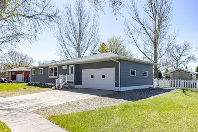 702 3rd Avenue SE, Barnesville, MN 56514 - Photo 2