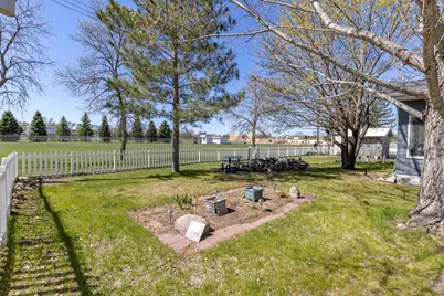 702 3rd Avenue SE, Barnesville, MN 56514 - Photo 12