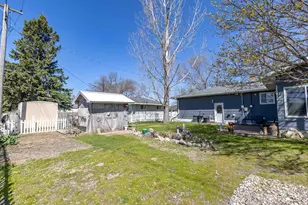702 3rd Ave SE, Barnesville, MN 56514 - Photo 6