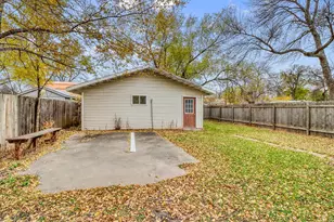 1001 28th St N, Fargo, ND 58102 - Photo 16