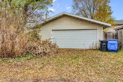 1001 28th Street N, Fargo, ND 58102 - Photo 18