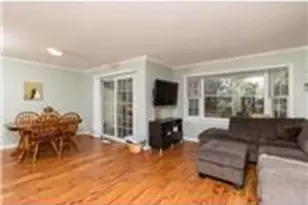 253 Maureen Ln NE, Columbia Heights, MN 55421 - Photo 4