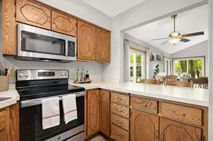 1440 Granada Ave N, Oakdale, MN 55128 - Photo 8