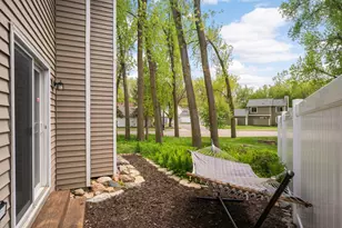 1440 Granada Ave N, Oakdale, MN 55128 - Photo 14
