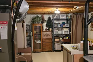 1402 E Gateway Cir S, Fargo,  58103 - Photo 20
