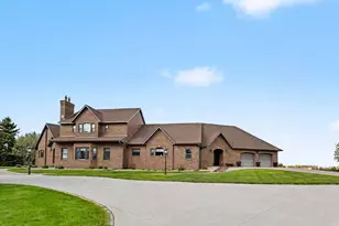 1358 US Hwy 75, Pipestone, MN 56164 - Photo 2