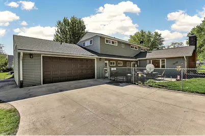 305 4th Avenue NW, Dodge Center, MN 55927 - Photo 4