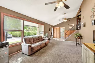 305 4th Ave NW, Dodge Center, MN 55927 - Photo 10