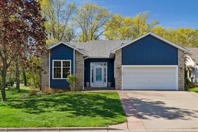 354 East Avenue Circle, Mahtomedi, MN 55115 - Photo 1