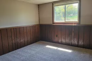 341 Hickory St, Mahtomedi, MN 55115 - Photo 10