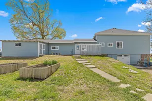 17046 State Hwy 99, Montgomery, MN 56069 - Photo 20