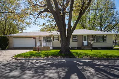 404 4th Street N, Sauk Rapids, MN 56379 - Photo 1