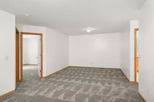 6127 32nd Ave N, Crystal, MN 55422 - Photo 16