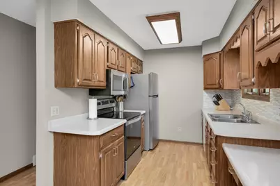19055 Jordan Trail, Lakeville, MN 55044 - Photo 10