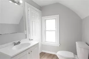 188 Wyoming St E, Saint Paul, MN 55107 - Photo 10