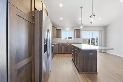 965 Ashley Drive W, West Fargo, ND 58078 - Photo 8