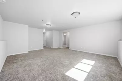 965 Ashley Drive W, West Fargo, ND 58078 - Photo 18