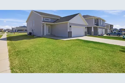 965 Ashley Drive W, West Fargo, ND 58078 - Photo 2