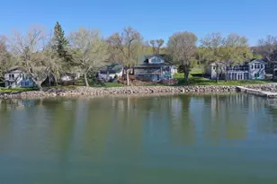 27777 N Shore Dr, Starbuck, MN 56381 - Photo 2