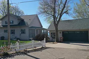 27777 N Shore Dr, Starbuck, MN 56381 - Photo 4