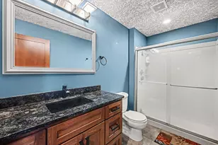 1737 Philipp Dr, Shakopee, MN 55379 - Photo 20