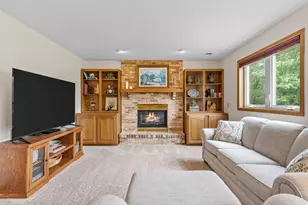 8461 Vagabond Ln N, Maple Grove, MN 55311 - Photo 14